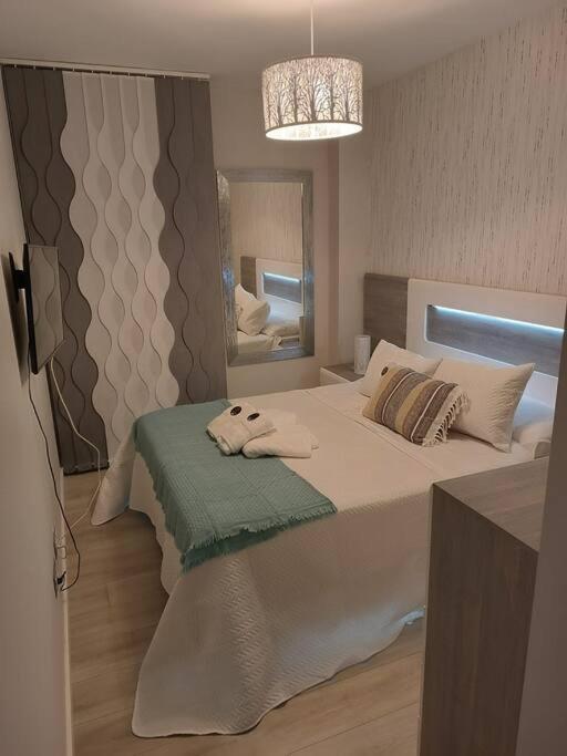 ¡Al Lado De La Clinica Oftalmologica Vega! Apartment โอเบียโด ภายนอก รูปภาพ