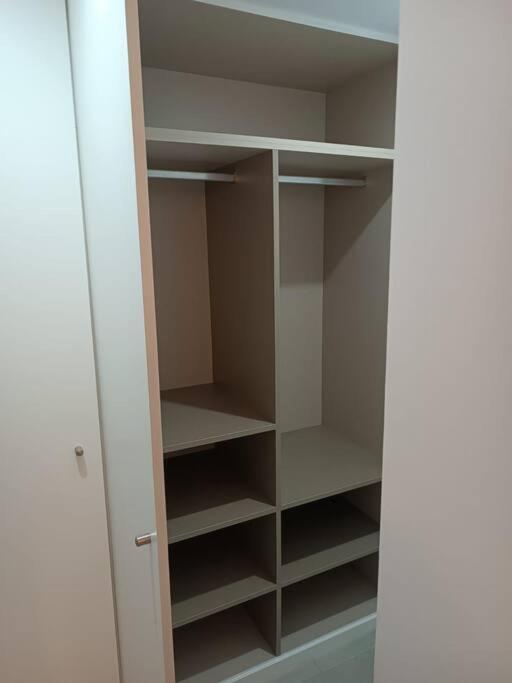 ¡Al Lado De La Clinica Oftalmologica Vega! Apartment โอเบียโด ภายนอก รูปภาพ