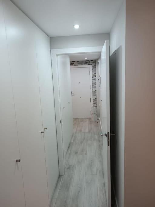 ¡Al Lado De La Clinica Oftalmologica Vega! Apartment โอเบียโด ภายนอก รูปภาพ