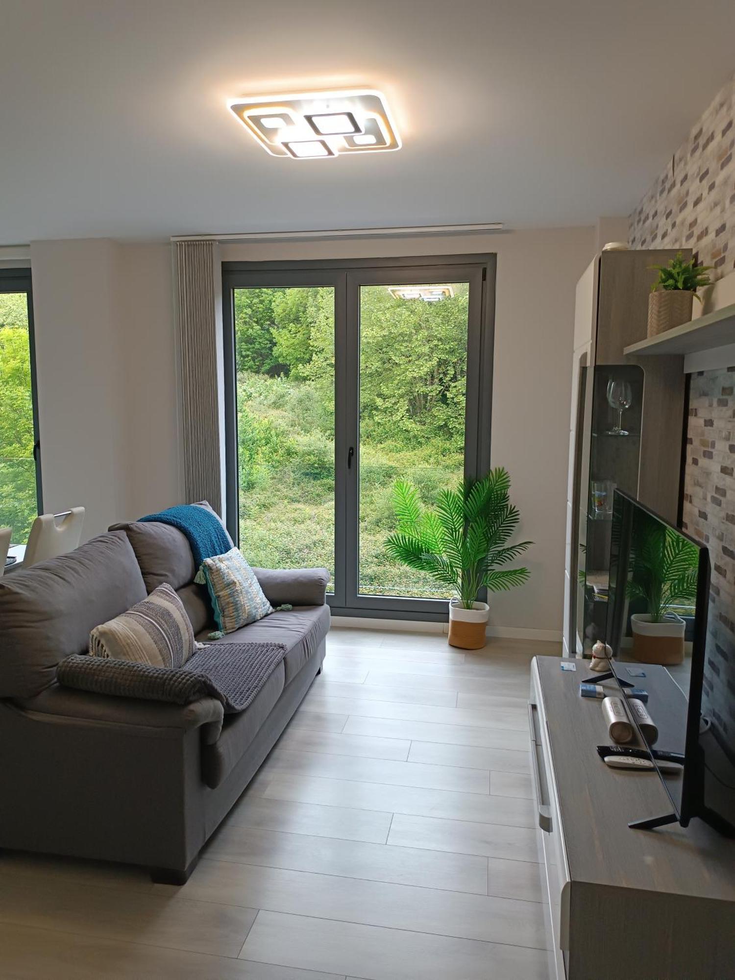 ¡Al Lado De La Clinica Oftalmologica Vega! Apartment โอเบียโด ภายนอก รูปภาพ