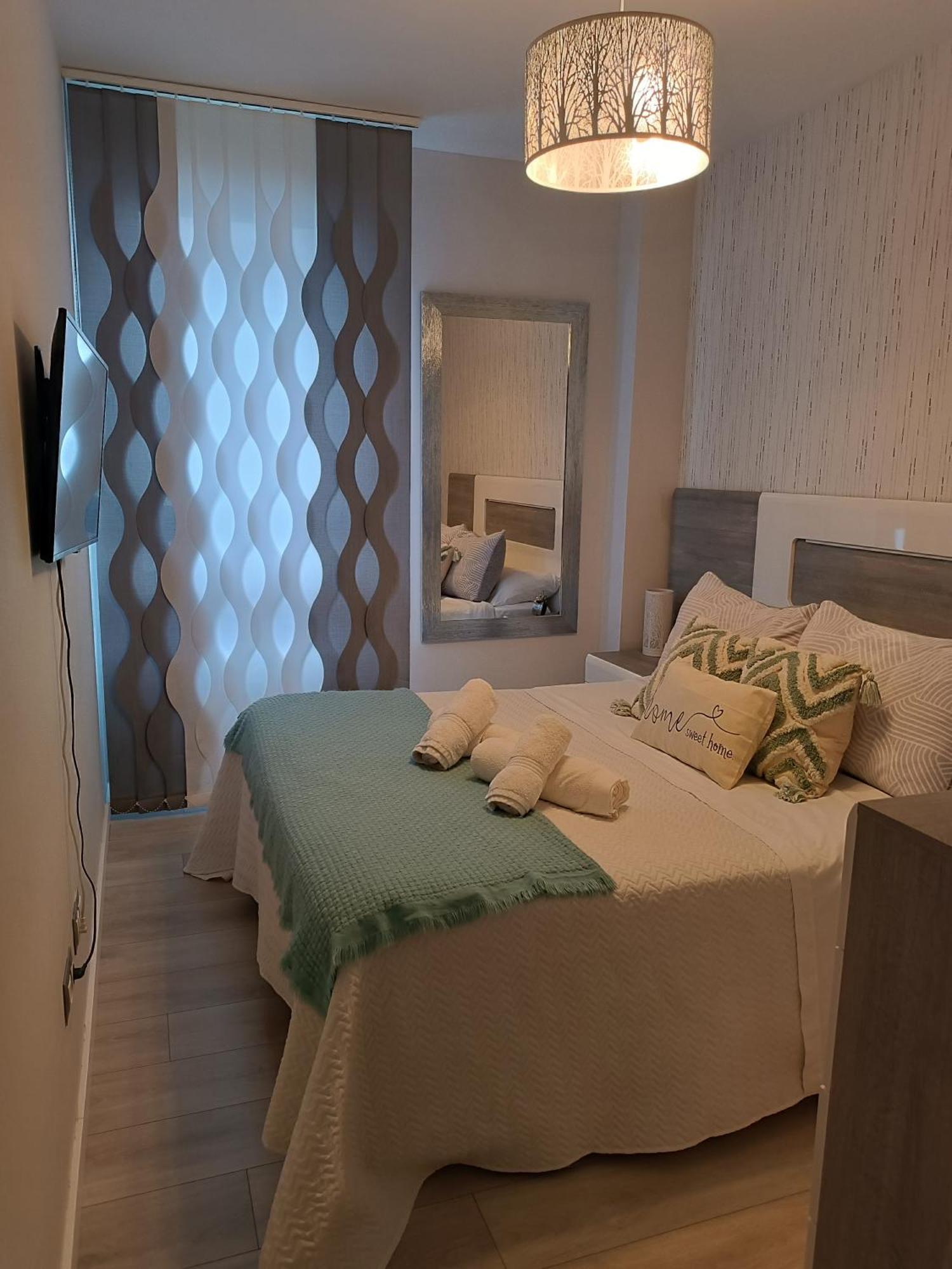 ¡Al Lado De La Clinica Oftalmologica Vega! Apartment โอเบียโด ภายนอก รูปภาพ